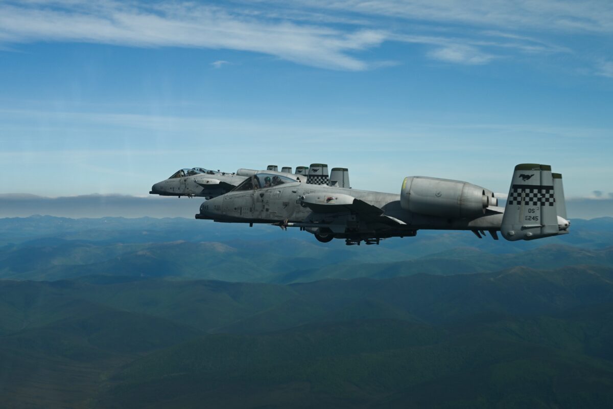 A 10 Thunderbolt II истребитель