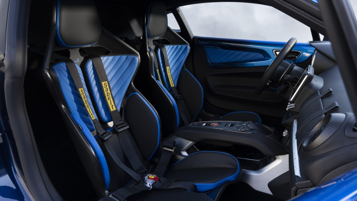 Alpine A110 R Ultime салон