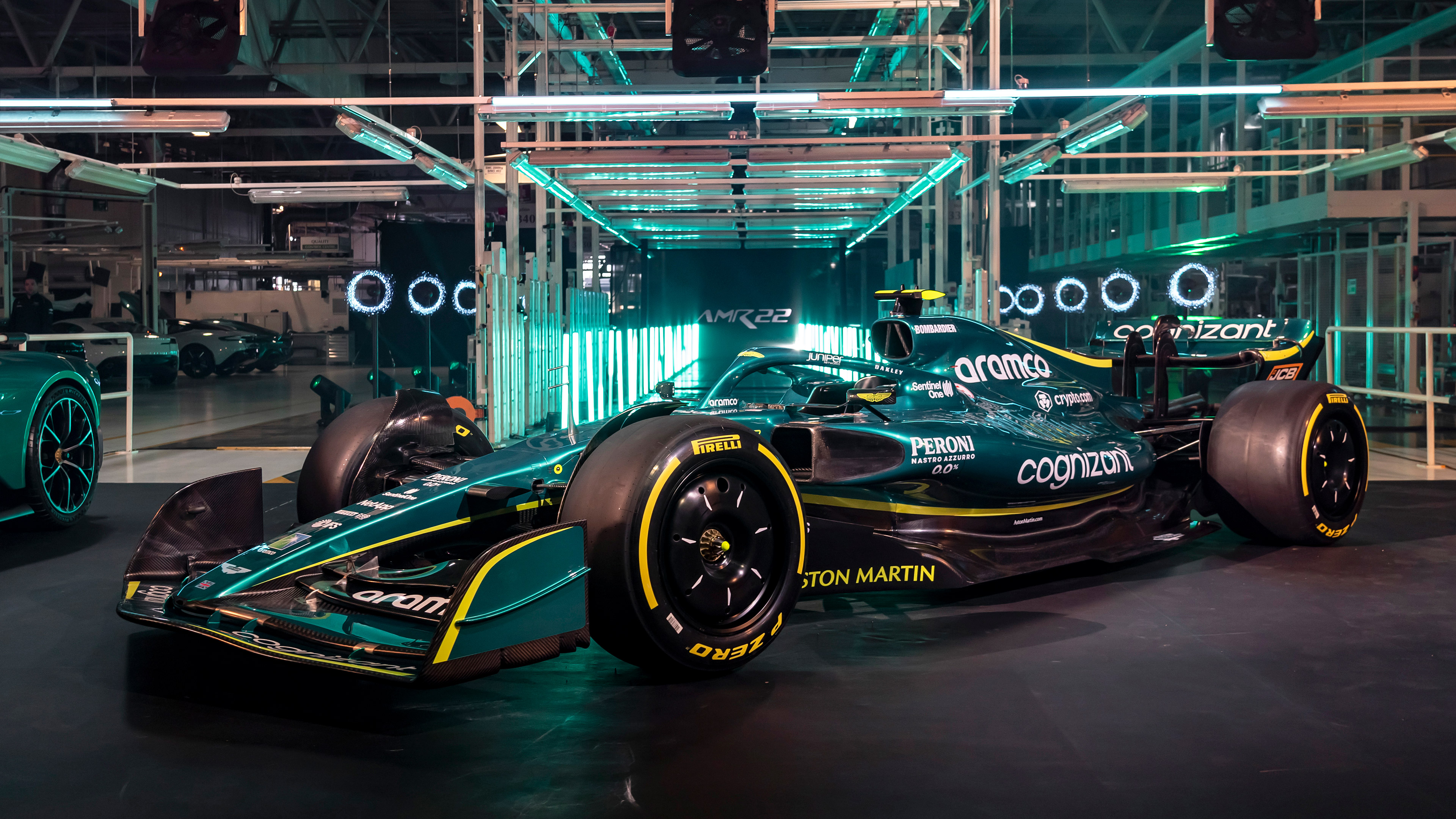 Aston Martin AMR22 зелёный болид Формулы 1 2022 года