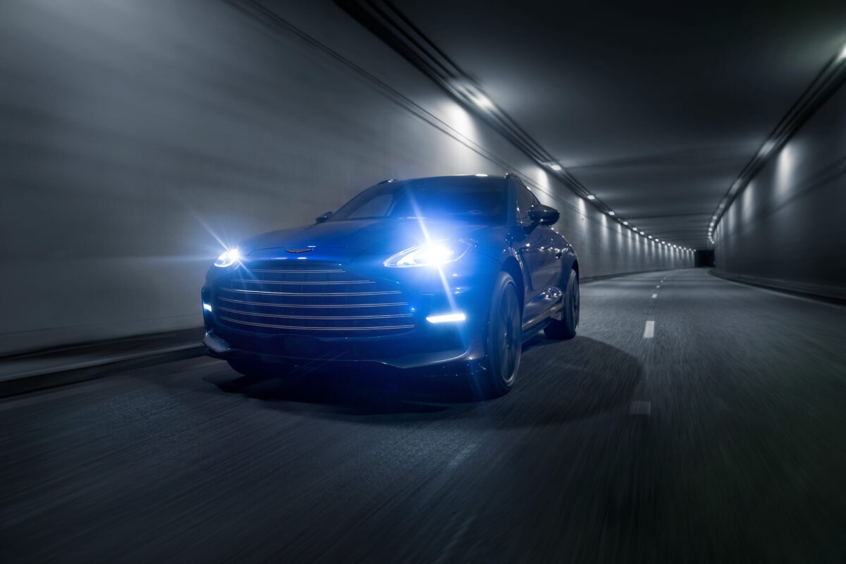 Aston Martin DBX707 2