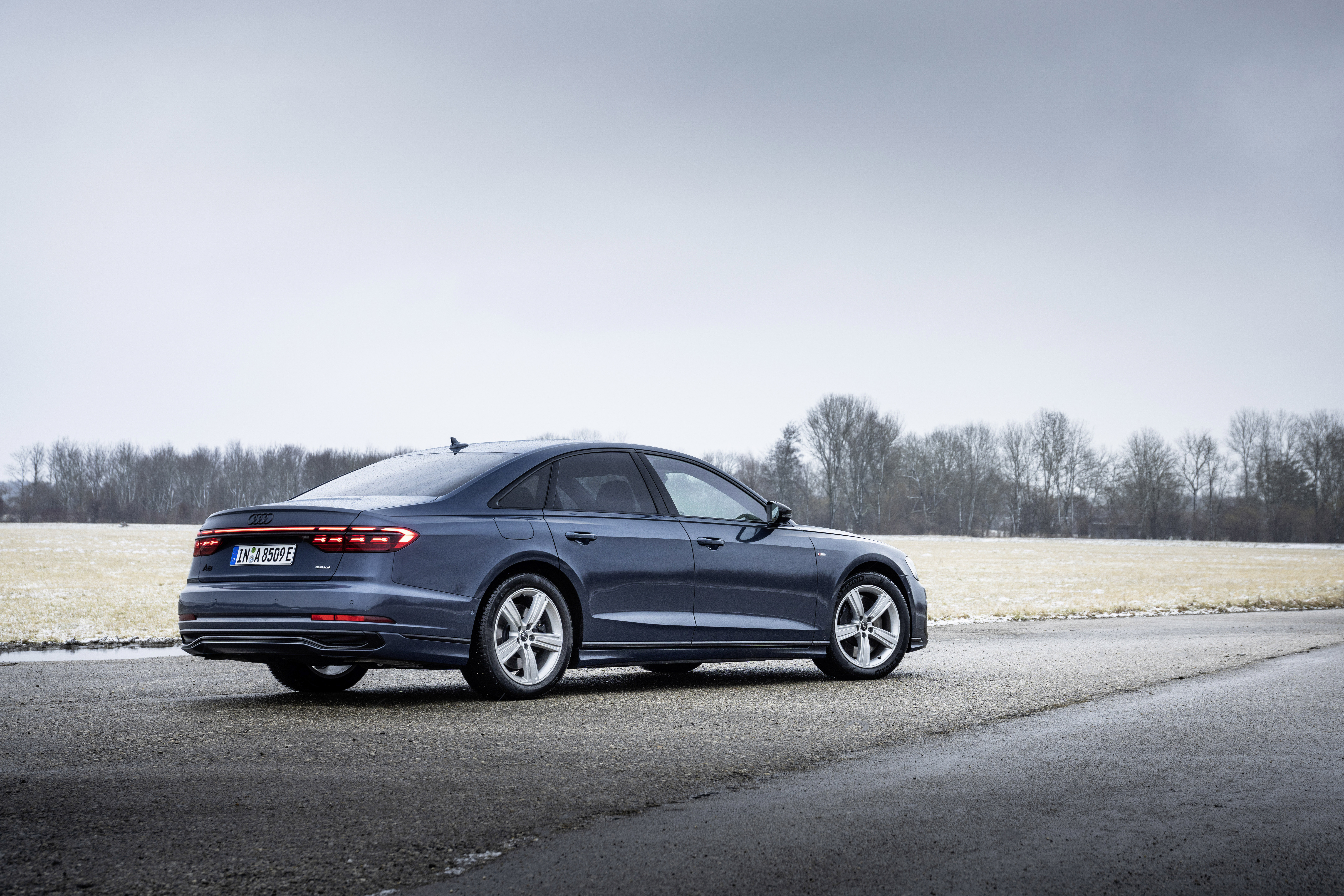 Audi A8 L 60 TFSI E Quattro S Line 3