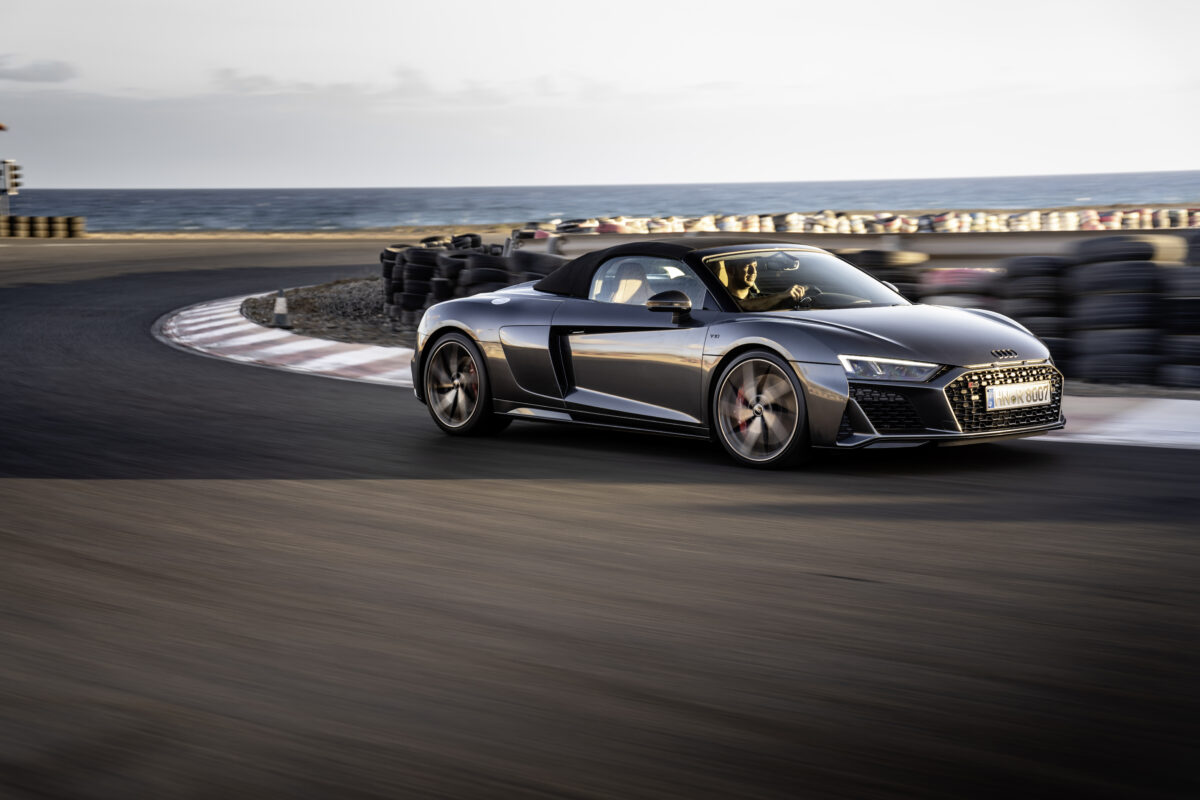 Audi R8 V10 3