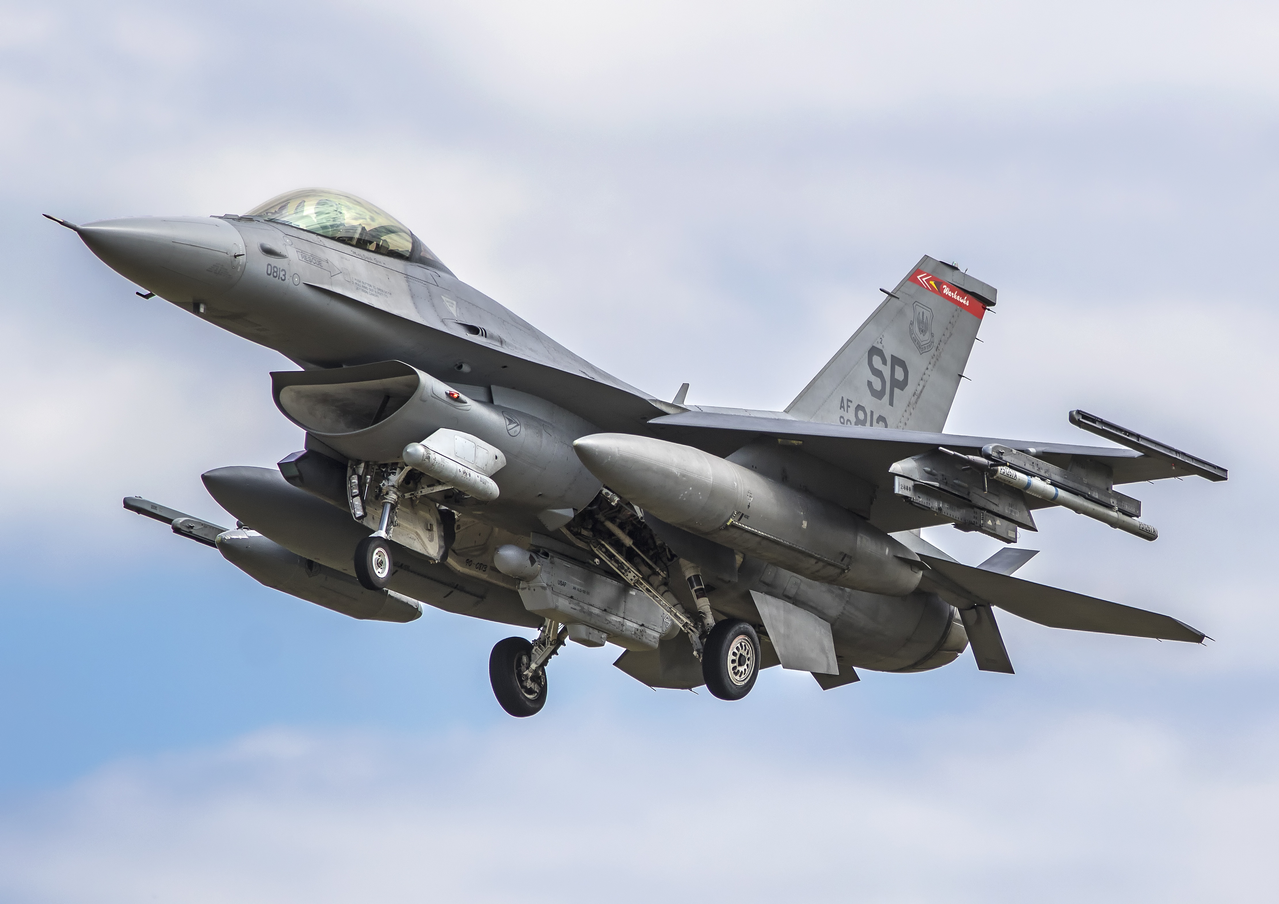 F 16 Fighting Falcon истребитель 2