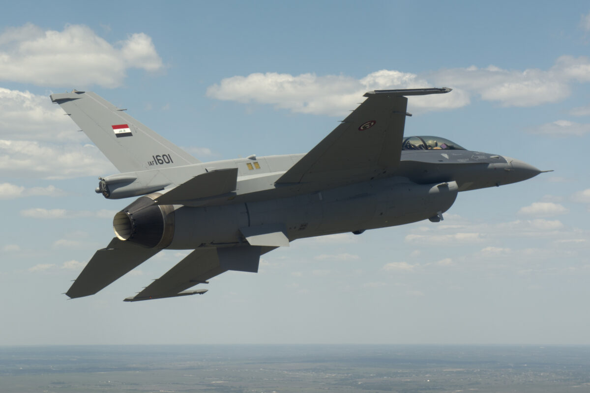 F 16 Fighting Falcon истребитель 3