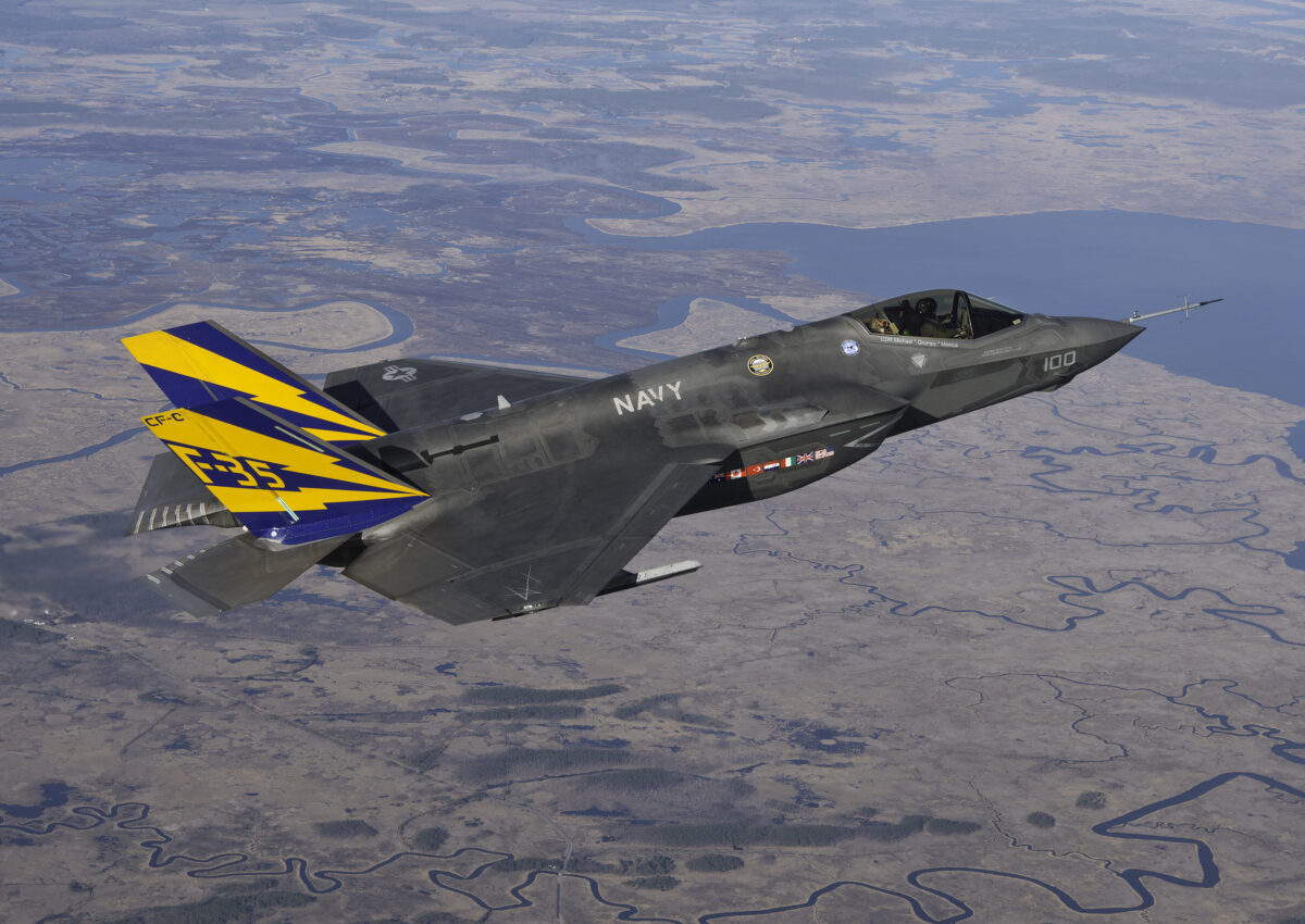 F 35 Lightning II истребитель 10