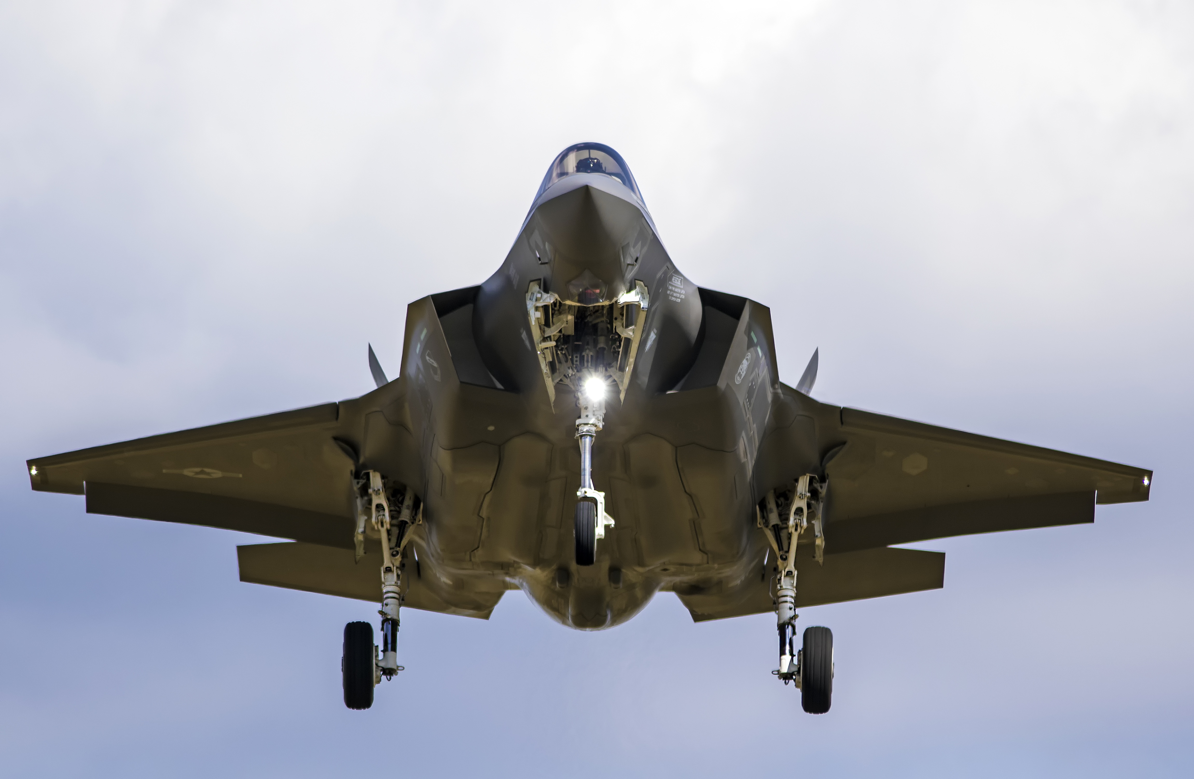 F 35 Lightning II истребитель 7