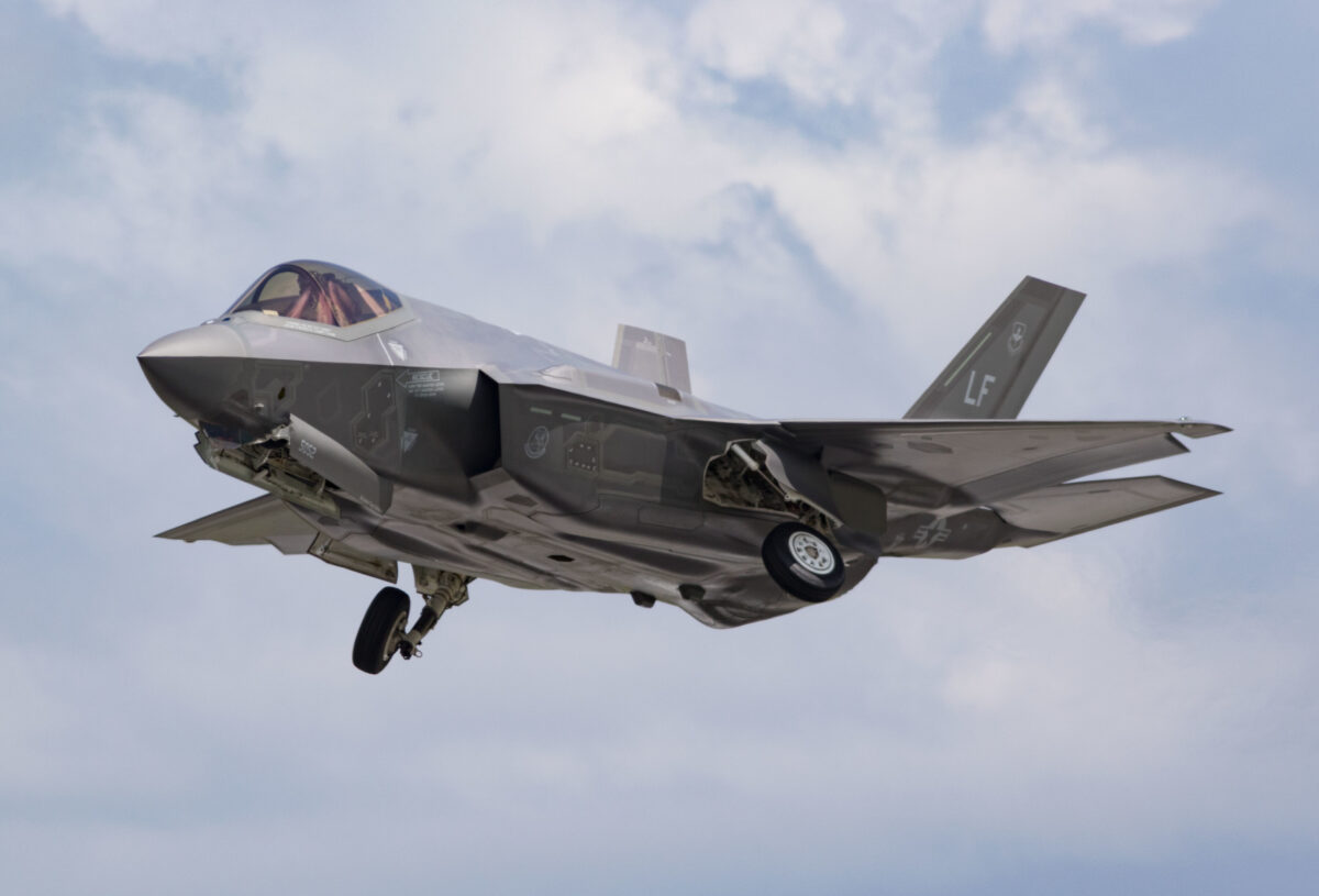 F 35 Lightning II истребитель 8