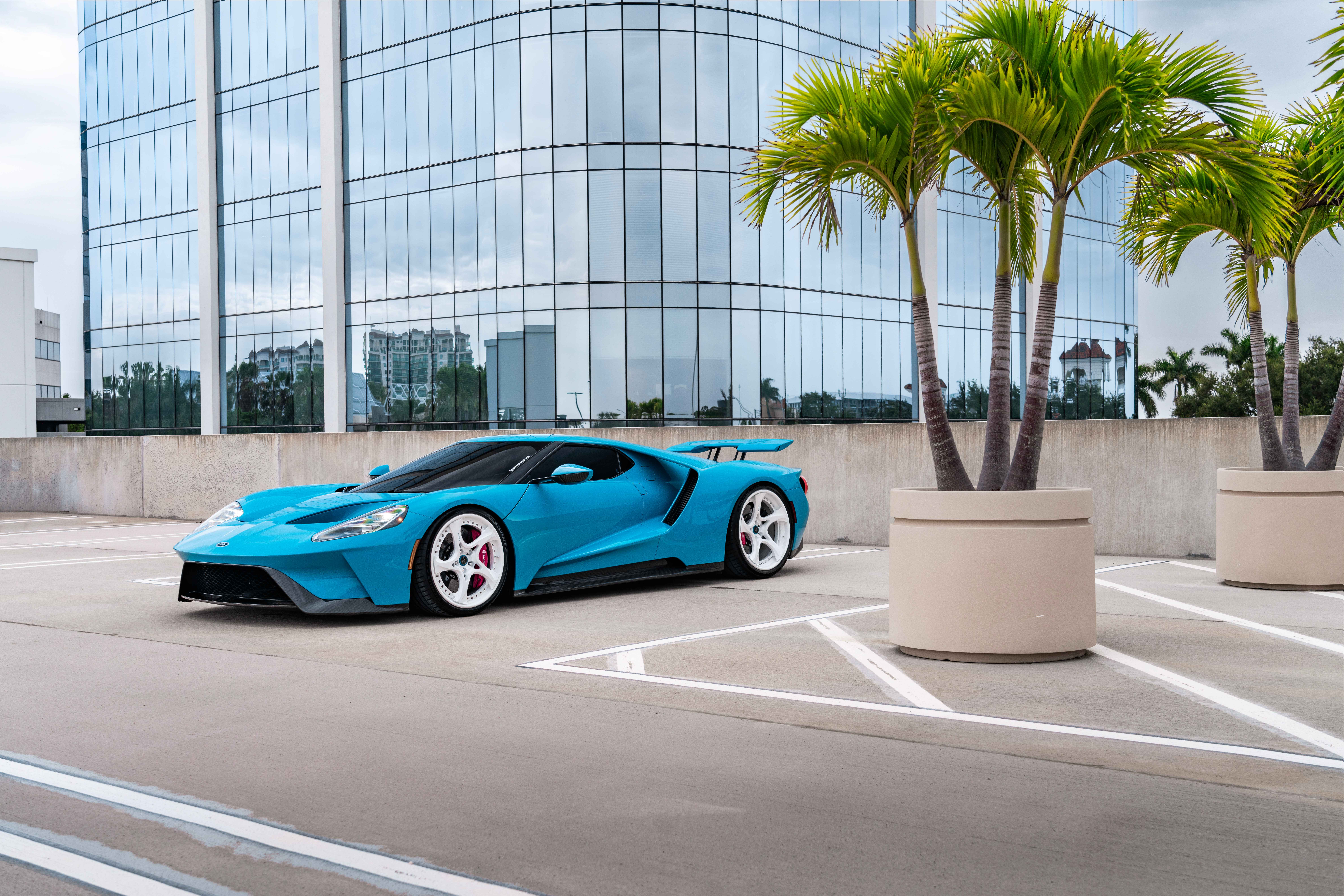 Ford GT Sky Blue суперкар