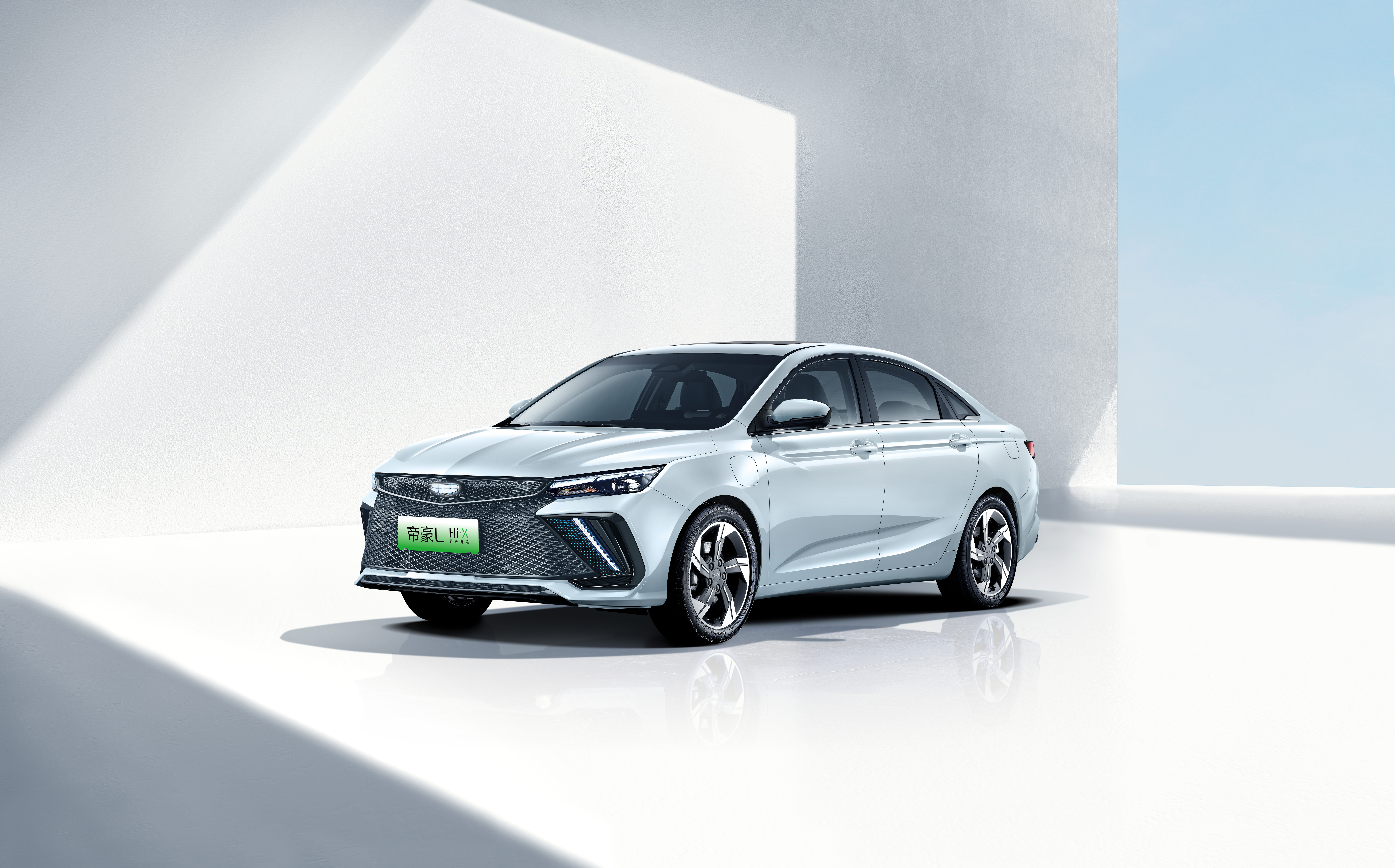 Geely Emgrand L Hi·X