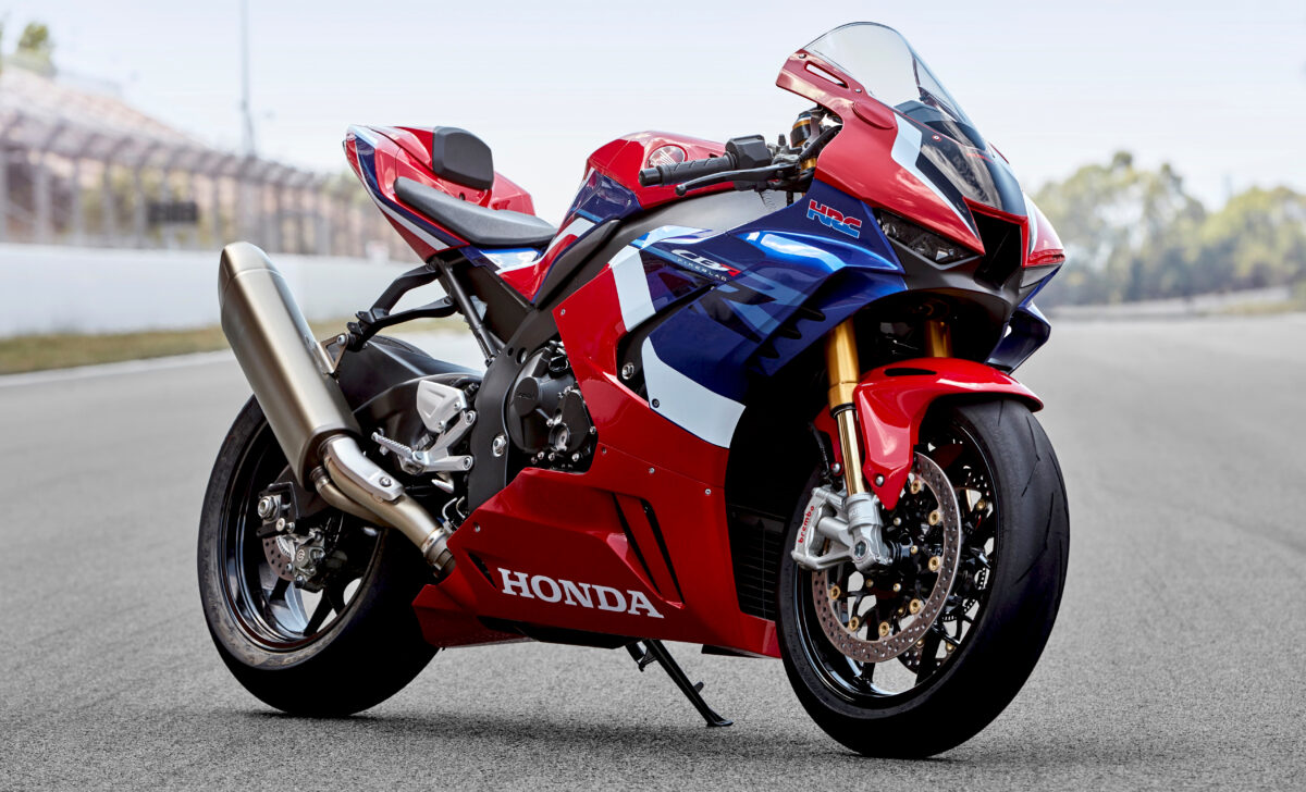 Honda CBR1000RR R Fireblade SP 2020 года мотоцикл