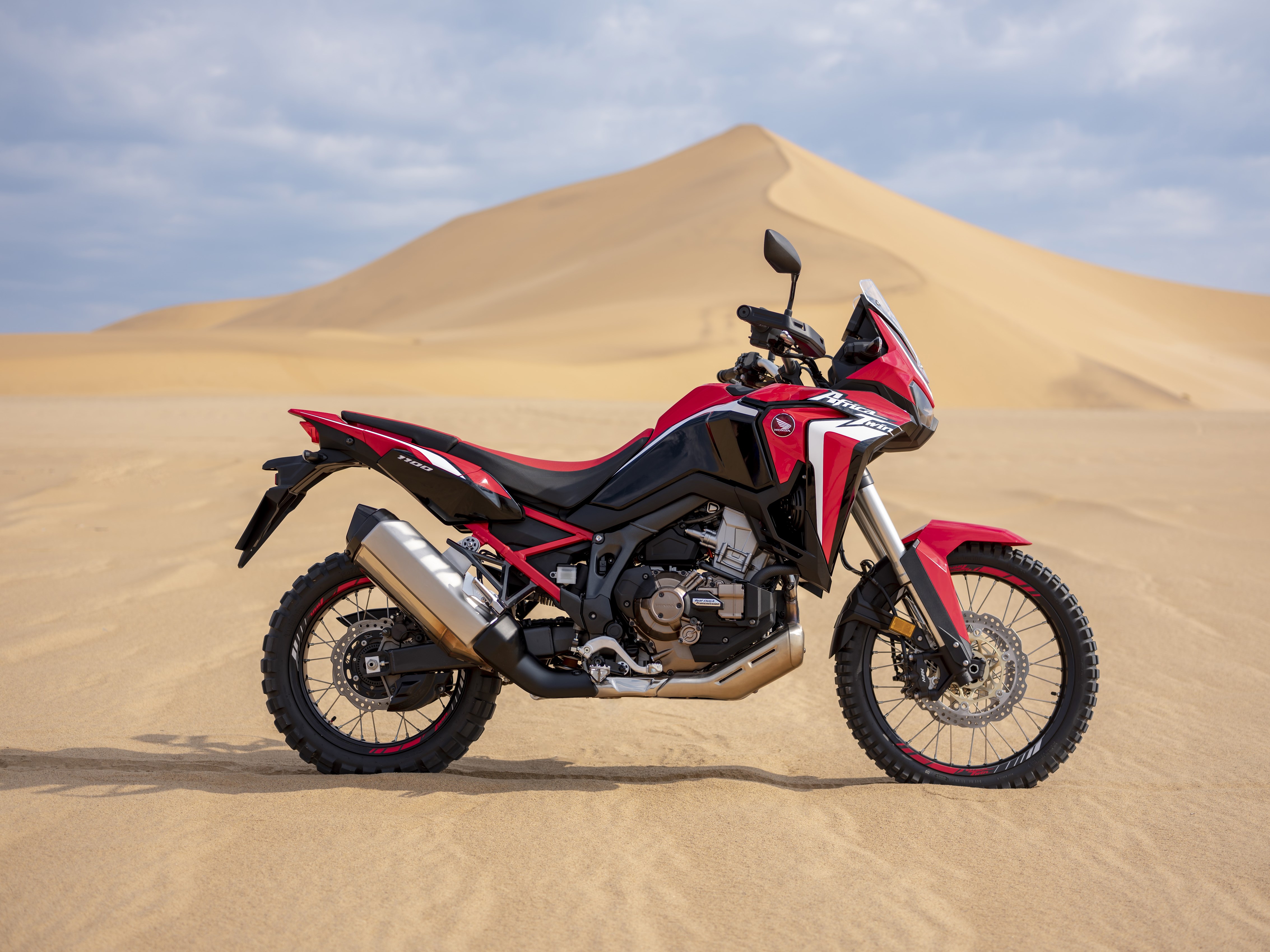 Honda CRF1100L Africa Twin, 2020 года в пустыне мотоцикл