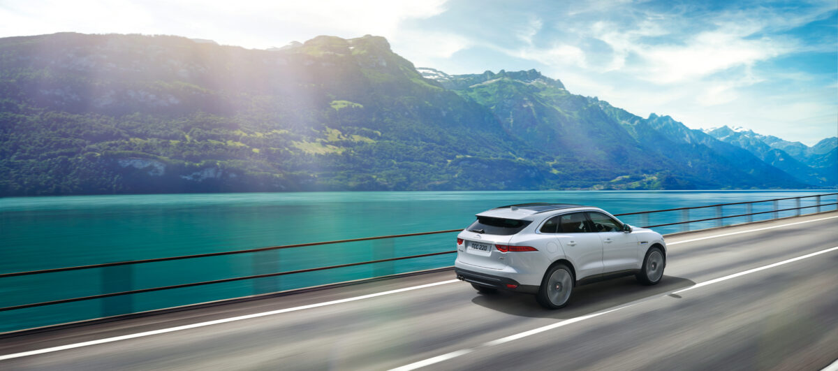 Jaguar F PACE