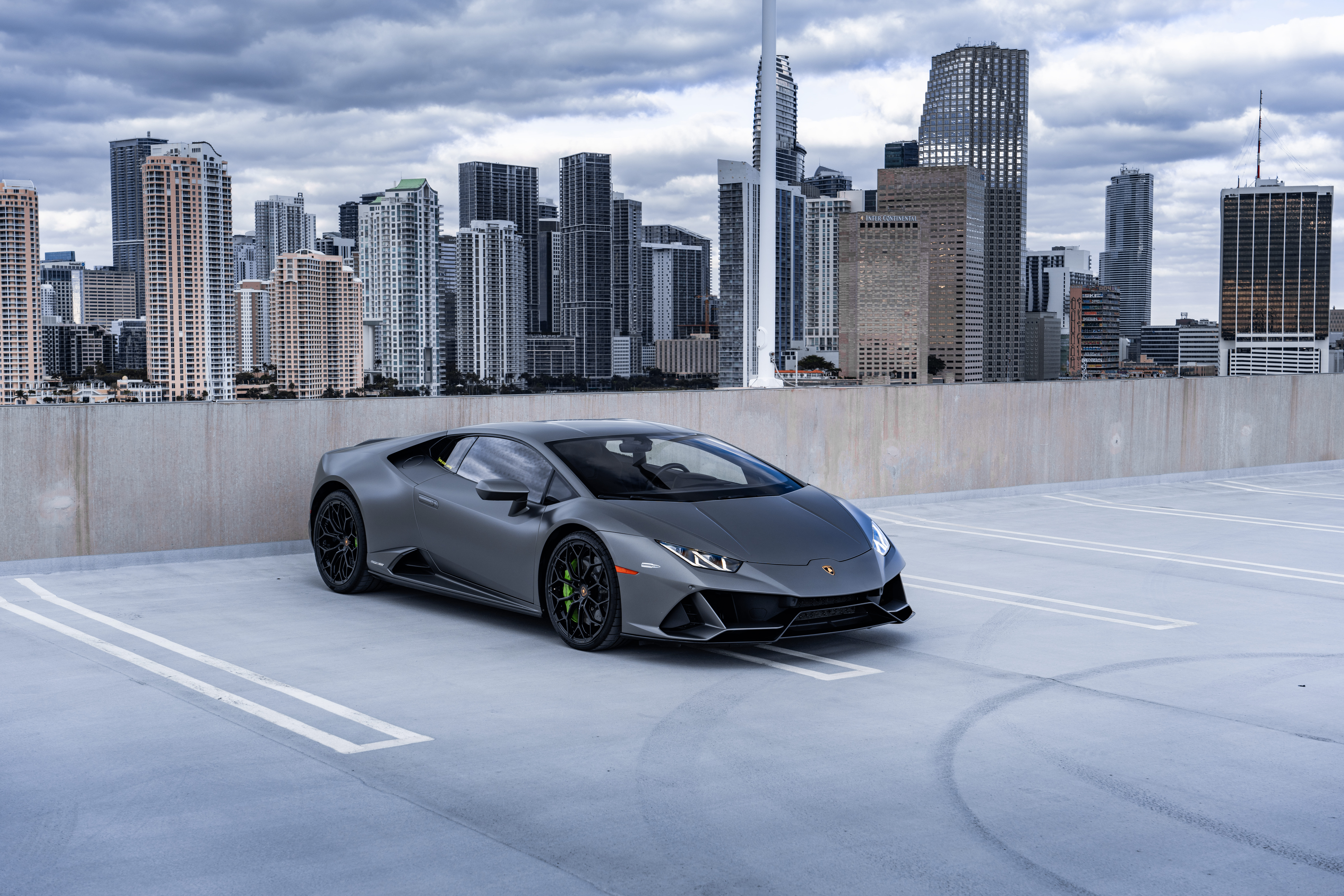 Lamborghini Huracan 6