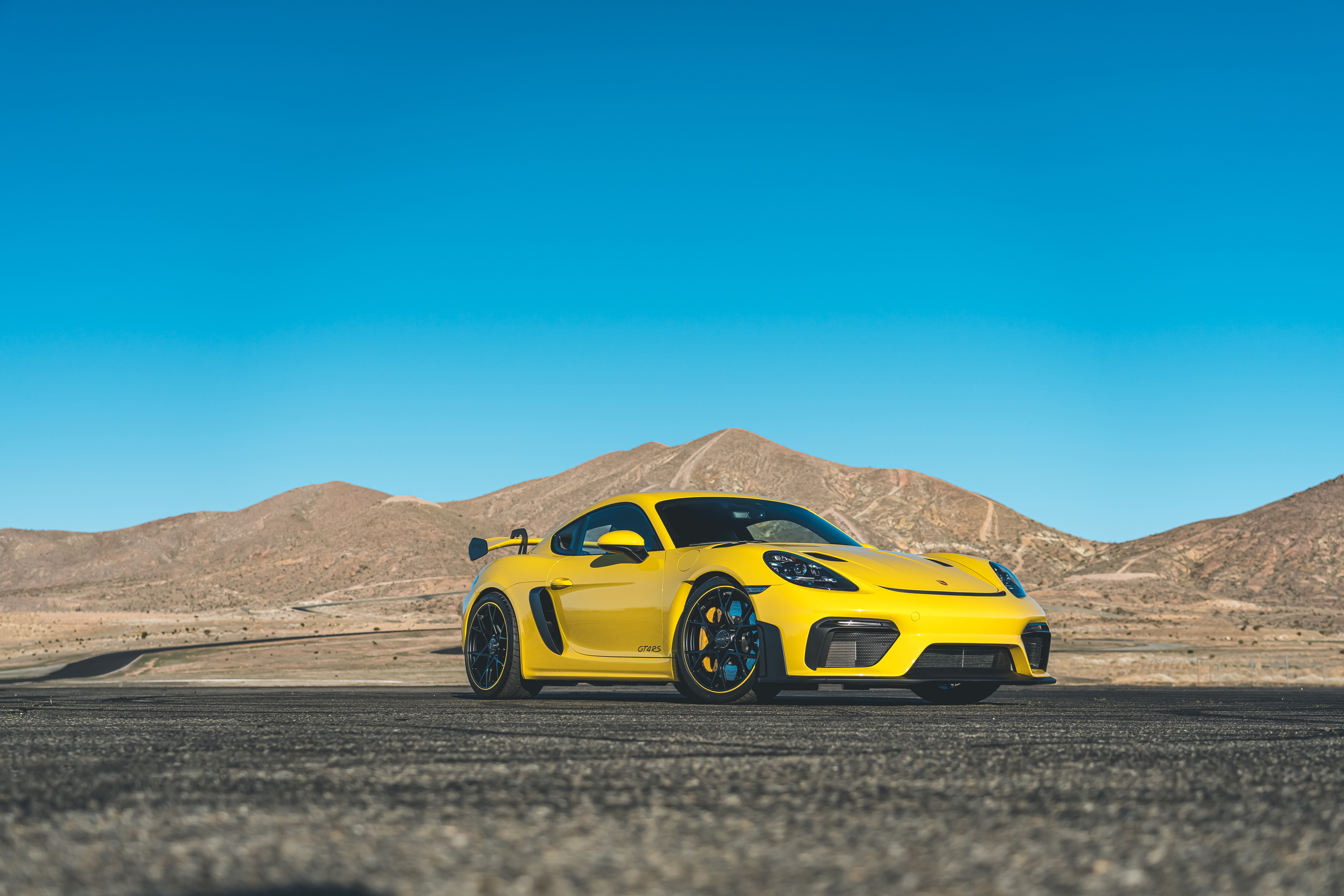 Porsche 718 Cayman GT4