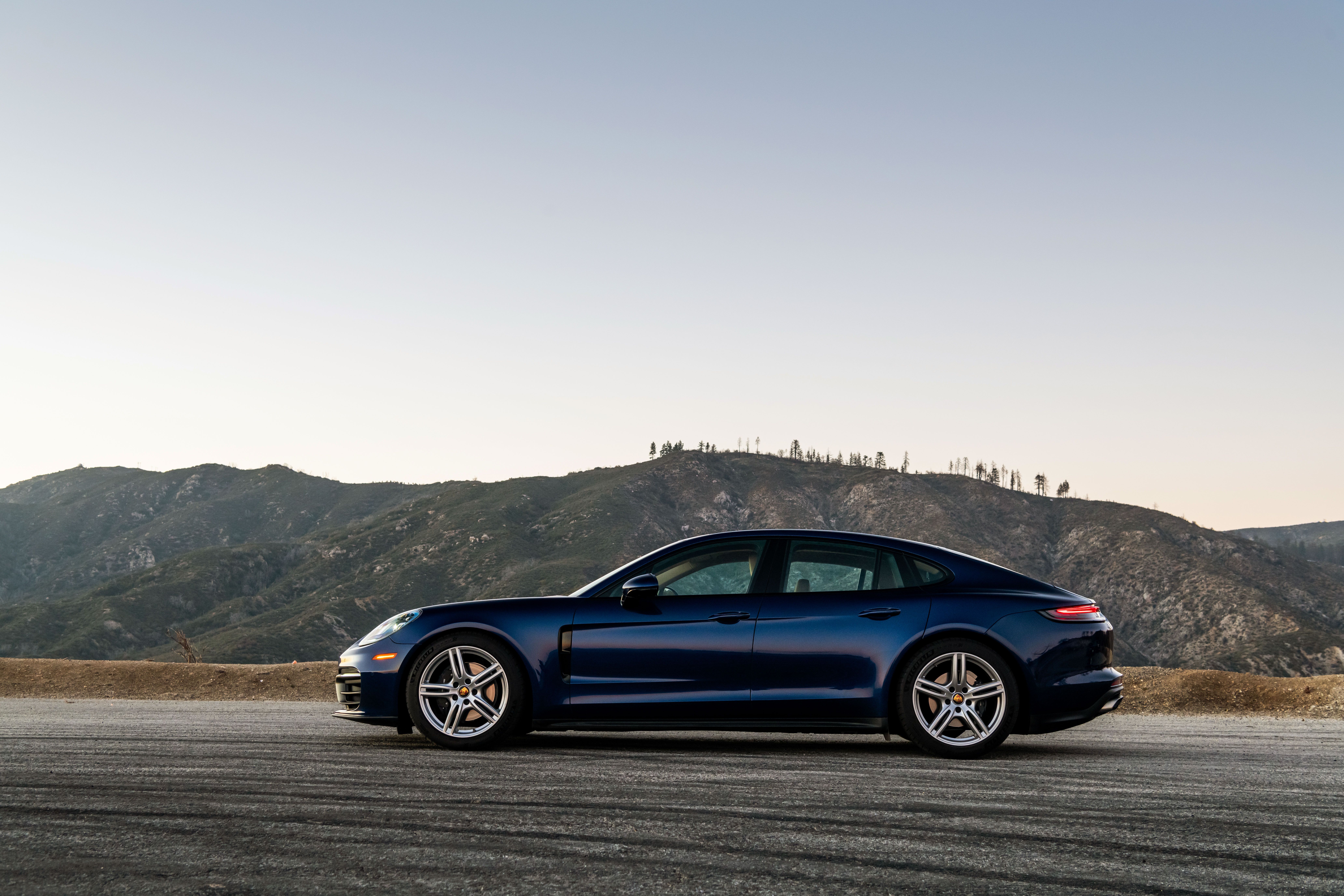 Porsche Panamera 4