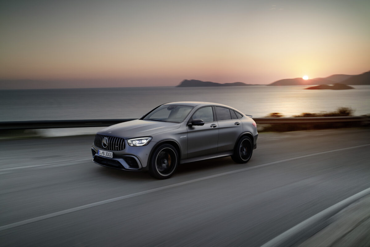 Серебристый Mercedes AMG GLC 63 S Mercedes Benz 2